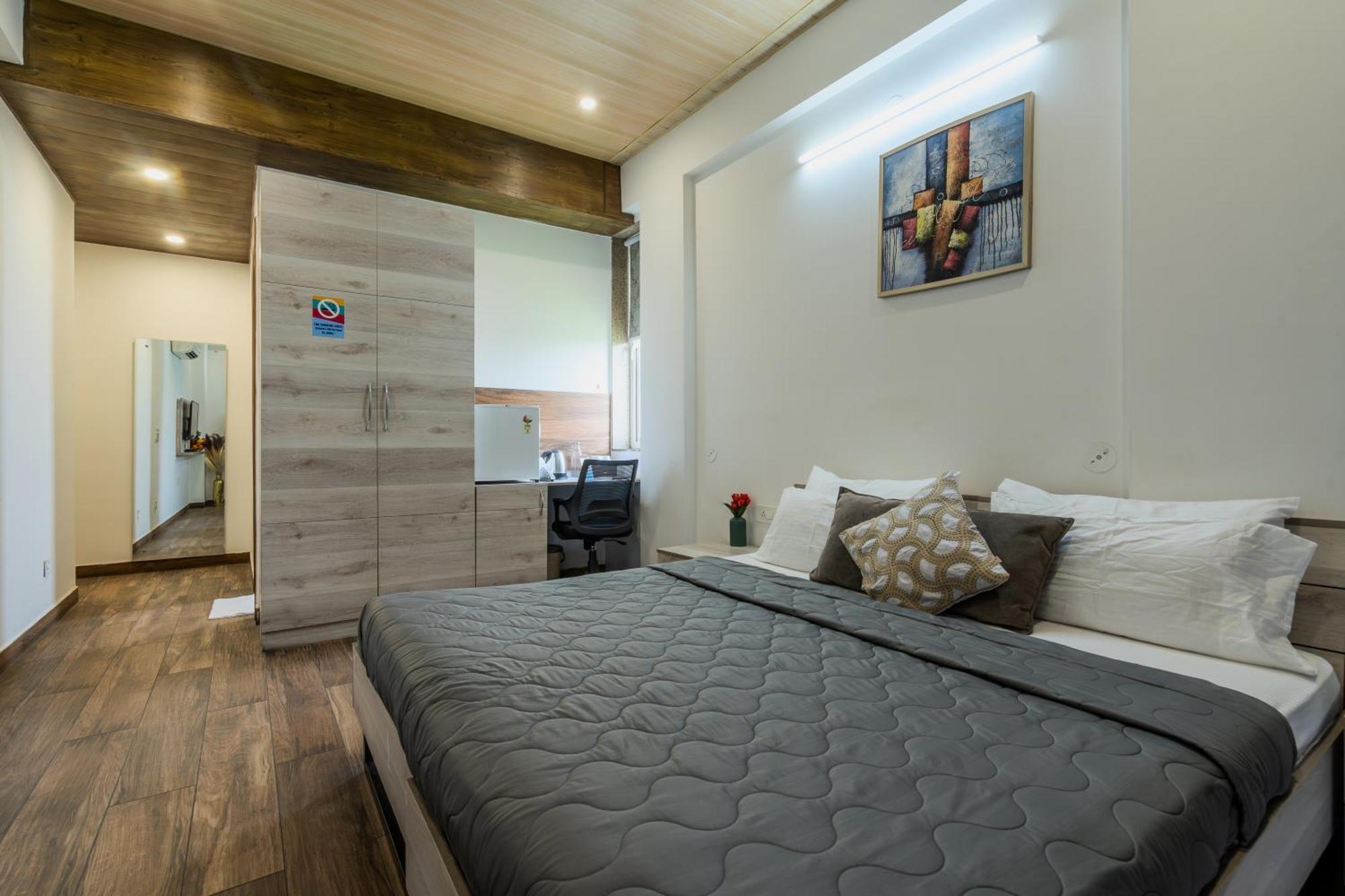 Stay Studio Hotel & Residences غورغاون المظهر الخارجي الصورة