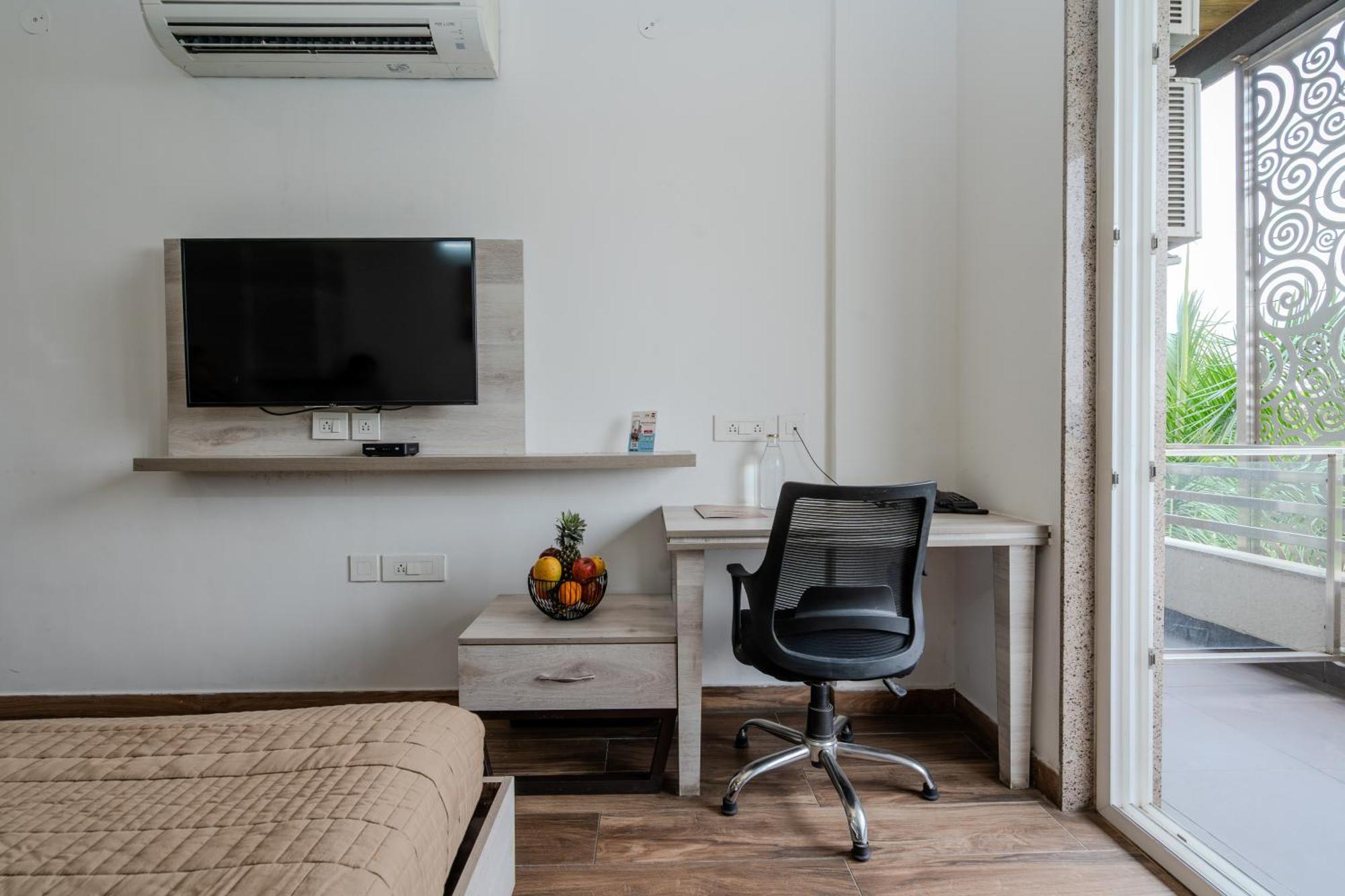 Stay Studio Hotel & Residences غورغاون المظهر الخارجي الصورة